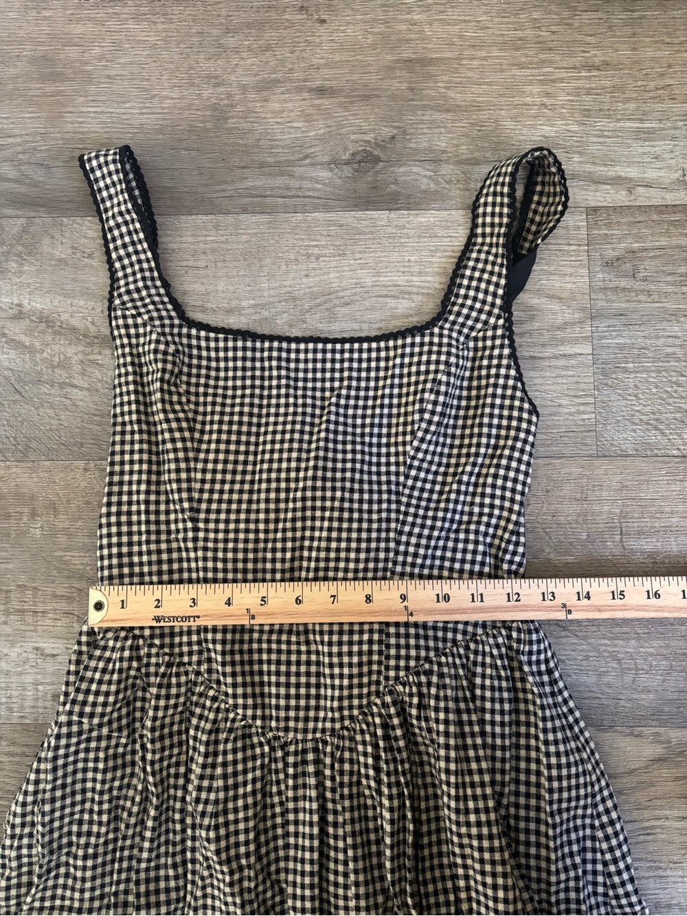 Rumored Toulouse Midi Dress in Gingham Black - Picture 5 of 9
